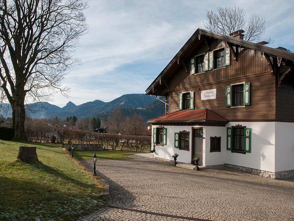 Gaestehaus Florian Тегернзее Экстерьер фото